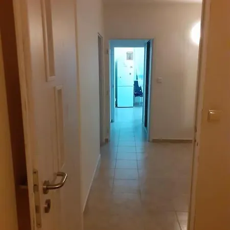 3 Big 64m2 Just For You, Night View *