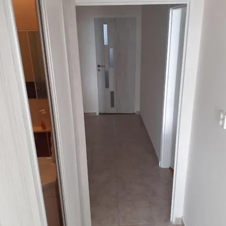 3 Big 64m2 Just For You, Night View