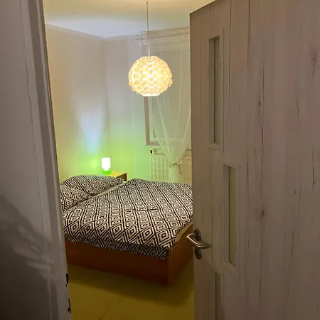 3 Big 64m2 Just For You, Night View Apartment Nitra